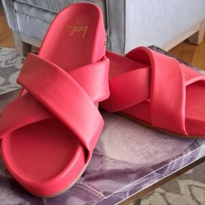 Beeks Cross-Band Slide Sandals - Women's Coral